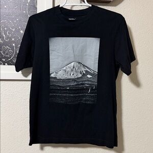 NWT Uniqlo PEACE FOR ALL (Daido Moriyama) Short-Sleeve Graphic T-Shirt